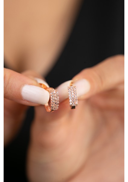 Kadın Taş Detaylı Çengel Model Küpe fiyatları