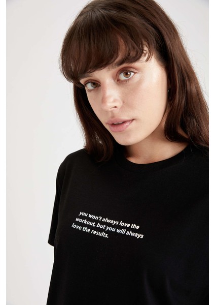 Relax Fit Slogan Baskılı Yırtmaçlı Kısa Kollu Tunik Tişört V5245AZ21AU