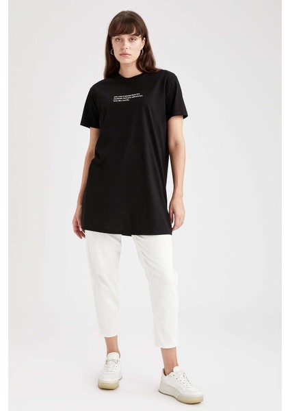 Relax Fit Slogan Baskılı Yırtmaçlı Kısa Kollu Tunik Tişört V5245AZ21AU fiyatları