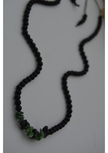 Jewellery Zümrüt ve Oniks Doğal Taşlı Metalsiz Kolye