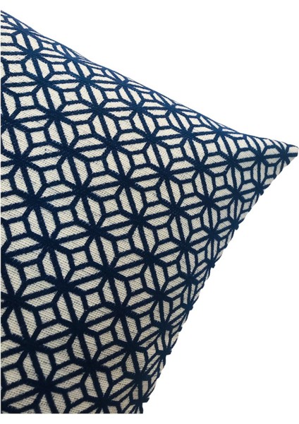 Kelebek Desenli Lacivert Kırlent Kılıfı 45 cm x 45 cm
