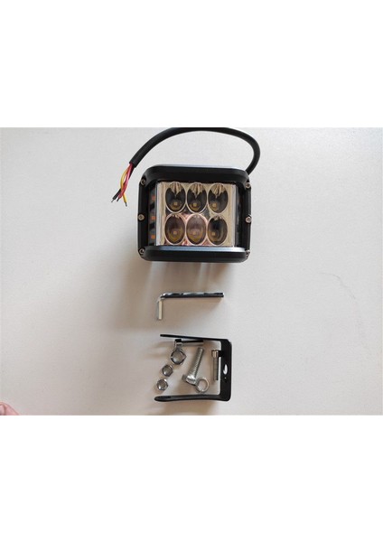 Carup Off Road Sinyalli Flaşlı Projektör 10-30V 36W 12 LED 10X7X7 cm BR3010598