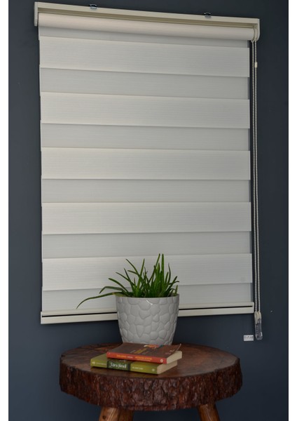 DK-101 Krem & Beyaz Renk Eteksiz Zebra Stor Perde