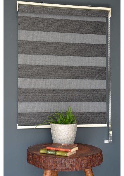 Zebra Stor Perde Kb-07 Siyah Renk Eteksiz Blackout-Karartma 130 x 260 cm