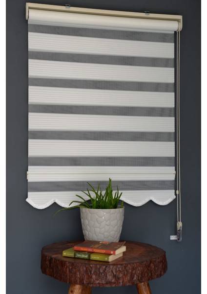 Zebra Stor Perde Dp-01 Beyaz Renk Etekli Dar Pliseli 210 x 200 cm