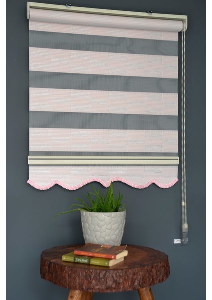 Pj-05 Pembe & Beyaz Renk Etekli Zebra Stor Perde