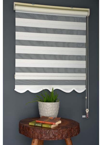Zebra Stor Perde Zn-20 Beyaz & Ekru Renk Etekli 140 x 200 cm