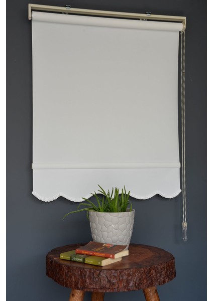 Stor Perde PM-100 Beyaz Renk Etekli Panama 250 x 260 cm