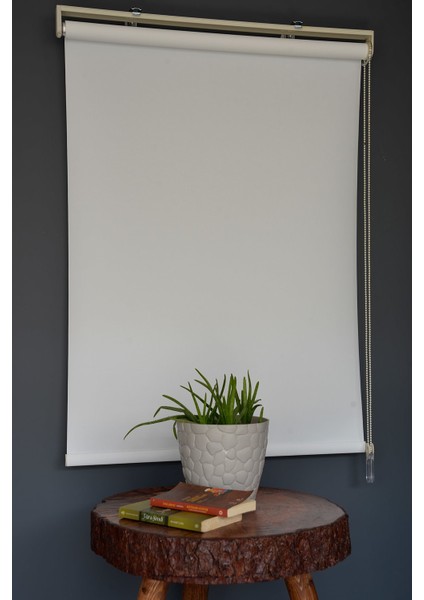 Stor Perde PM-100 Beyaz Renk Eteksiz Panama 270 x 200 cm