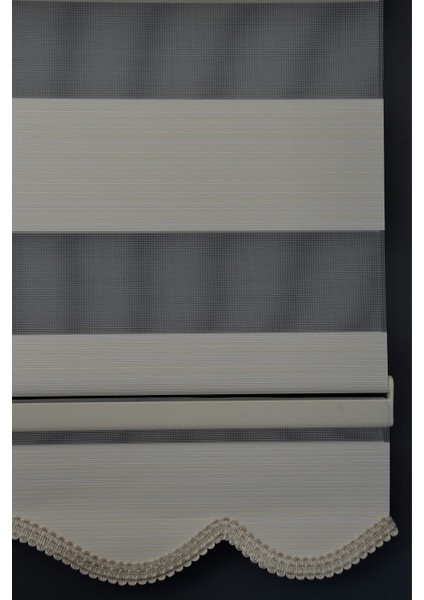 Zebra Stor Perde DK-101 Krem & Beyaz Renk Etekli 230 x 260 cm modelleri