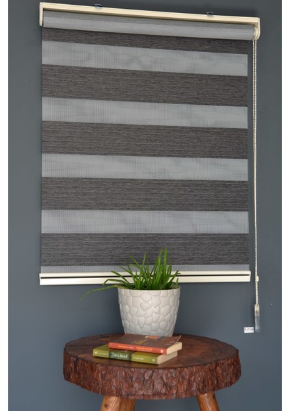 Zebra Stor Perde Kb-07 Siyah Renk Eteksiz Blackout-Karartma 200 x 200 cm
