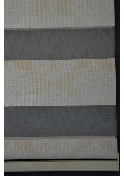 FT-980 Beyaz Renk Eteksiz Zebra Stor Perde modelleri