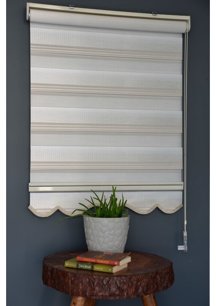 Td-41 Beyaz & Krem Renk Etekli Zebra Stor Perde
