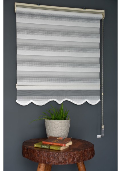Zn-22 Beyaz & Siyah Renk Etekli Zebra Stor Perde