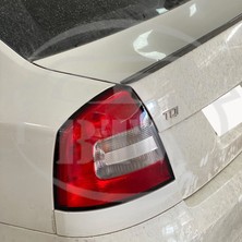 BTM Otomotiv Skoda Octavia Bagaj Üstü Spoiler Piano Black