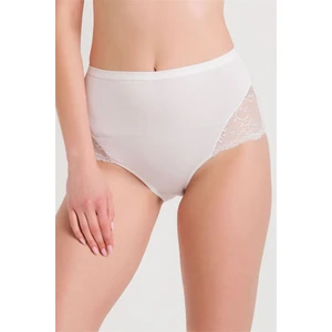 Magic Form 626 Kadın Beyaz Geniş Kenarlı Penye Kumaşlı Az Dantelli Normal Külot