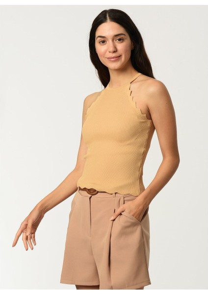 Z2022 Kadın Krop Bluz-Açık Camel modelleri