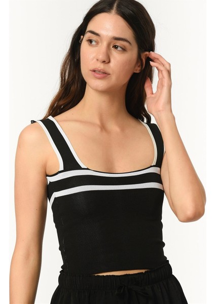 Z2003 Kadın Krop Bluz-Siyah indirimleri