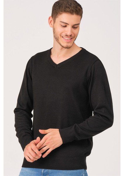 V0002 Erkek V Yaka Kazak-Siyah