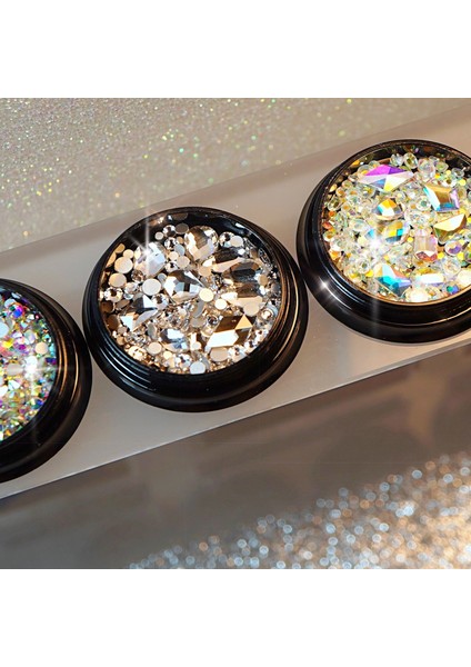 4'lü Karışık 3D Kristal Taş Parlak Nail Art Dekorasyon Crystal Rhinestones Gems Tırnak Süsleme Set