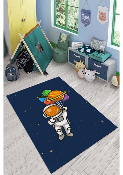 Astronot Desenli Mavi Çocuk Odası Halısı Makinede Yıkanabilir