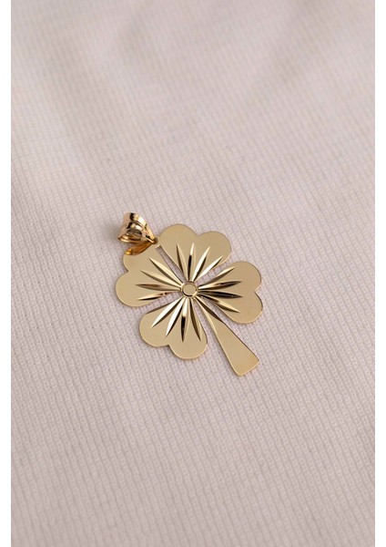 Altın Yonca Kolye Ucu 27 mm fiyatları