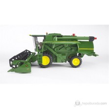 Bruder John Deere T670İ Biçerdöver BR02132