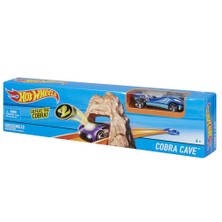 Hot Wheels Yüksek Atlayış Yarış Seti