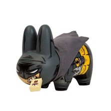 Kidrobot Dc Universe Batman Labbit Medium Size Figure