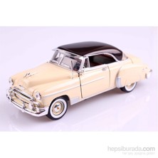 Motomax 1950 Chevy Bel Air 1/24 Die Cast Model Araç