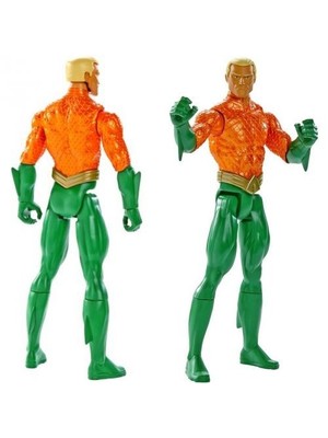 Batman Unlimited Aquaman Figür 30Cm