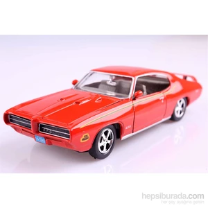 1969 Pontiac GTO Judge 1/24 Die Cast Model Araç
