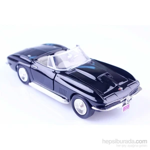 1967 Corvette Cabrio 1/24 Die Cast Model Araç