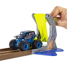 Spin Master Monster Jam 1:64 Oyun Seti Champ Ramp Freestyle 6045029-20103382