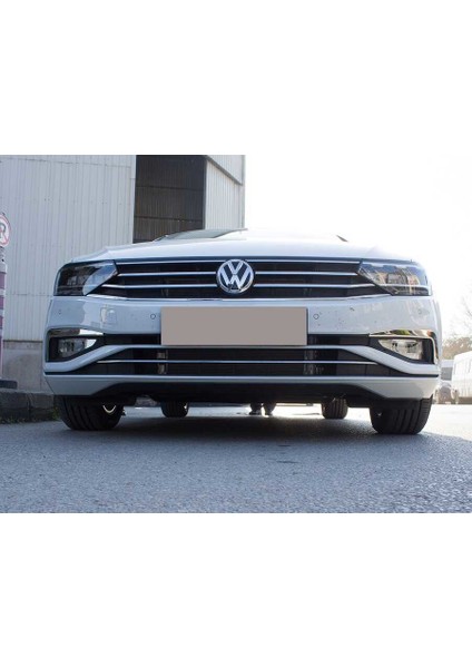 VW Passat B8.5 Krom Sis Farı Çerçevesi 2 Parça 2019 ve Sonrası