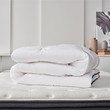 Yataş Bedding DACRON® HOLLOFIL MICROFIBER Yorgan 300 Gr. (Tek Kişilik - 155x215 cm)