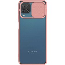 Caseart Samsung Galaxy M12 Kapak Lensi Açılır Kapanır Kamera Korumalı Silikon Kılıf - Pudra