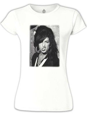 Lordd T-Shirt  Amy Winehouse - Back To Black Beyaz Kadın T-Shirt