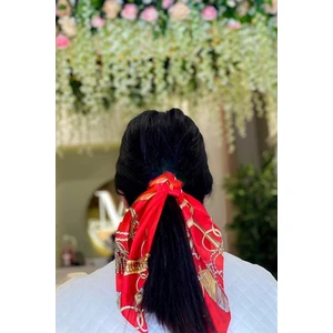 Kadın Kırmızı Renk Gold Zincir Detaylı Desenli Fularlı Saç Lastiği Toka