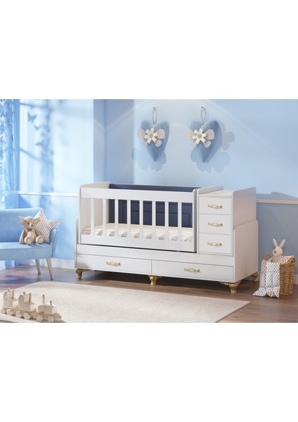 Sallanan Büyüyen Beşik Beyaz Suntalam Malzeme ile Ergonomik Tasarım 0-4 Yaş