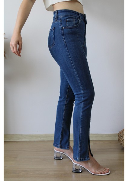 Yırtmaç Detaylı Jean fiyatları