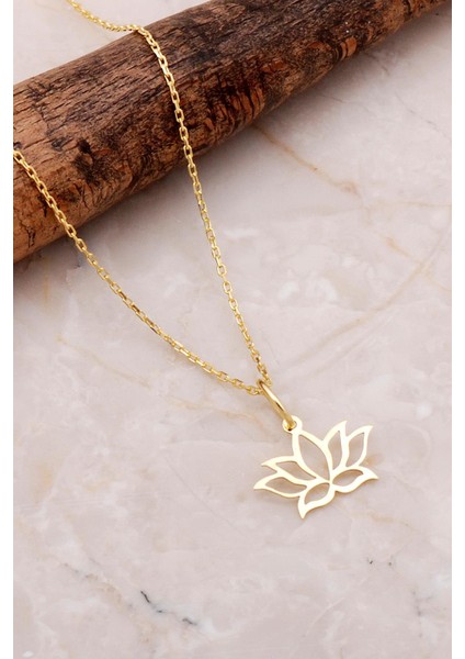 Lotus Çiçeği Altın Yaldızlı Gümüş Kolye