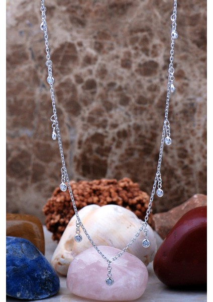 Seyrek Taşlı Rodyumlu Gümüş Choker Kolye