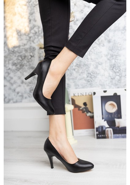 Ince Topuk Siyah Cilt Stiletto fiyatları