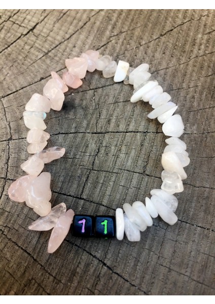Natural Stone Collection - 11 Sayı Sekanslı Kırık Ay Taşı & Pembe Kuvars Bileklik ( Dişil Enerji )