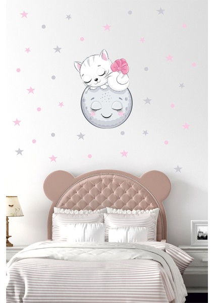 Ayda Uyuyan Sevimli Kedi Çocuk Odası Duvar Sticker