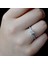 0.23 Ct. Kolu Taşlı Modern Tasarım Pırlanta Tektaş Yüzük 1