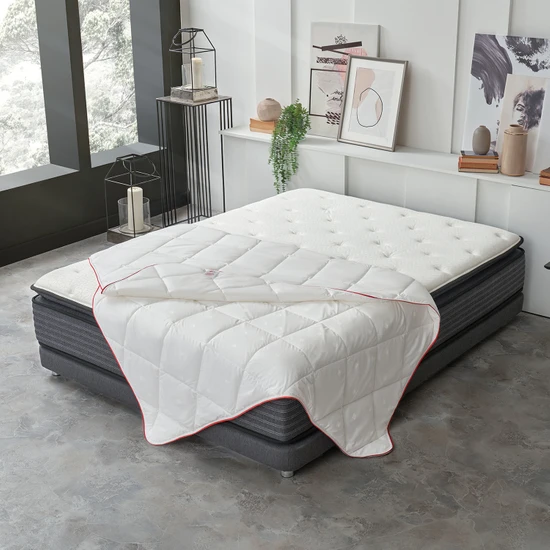 Yataş Bedding DACRON® 95 Yorgan 200 Gr. (Çift Kişilik XL - 235x215 cm)