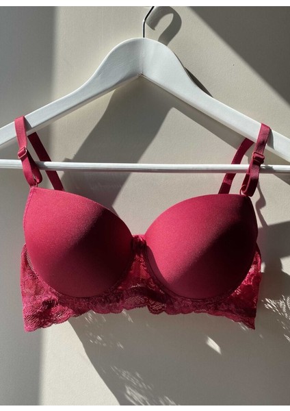 Bordo Mikro Kaplı Dantel Detaylı Dolgulu Sütyen – 75B