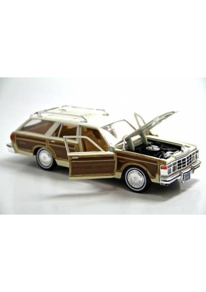 Motor Max 1979 Chysler Lebaron 1:24 Diecast Model Araba Bej fiyatları